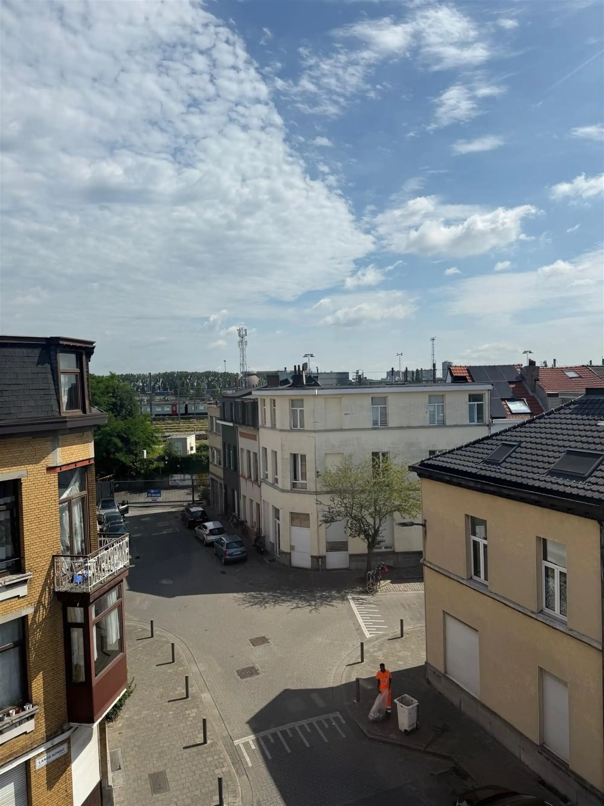 Op te frissen opbrengsteigendom op interessante locatie! foto 6