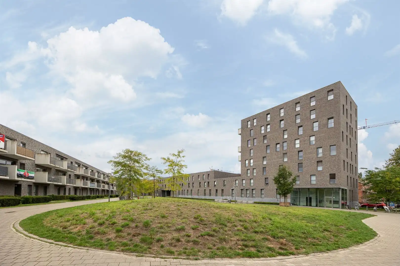 Modern en licht appartement met terras in parkomgeving. foto 22