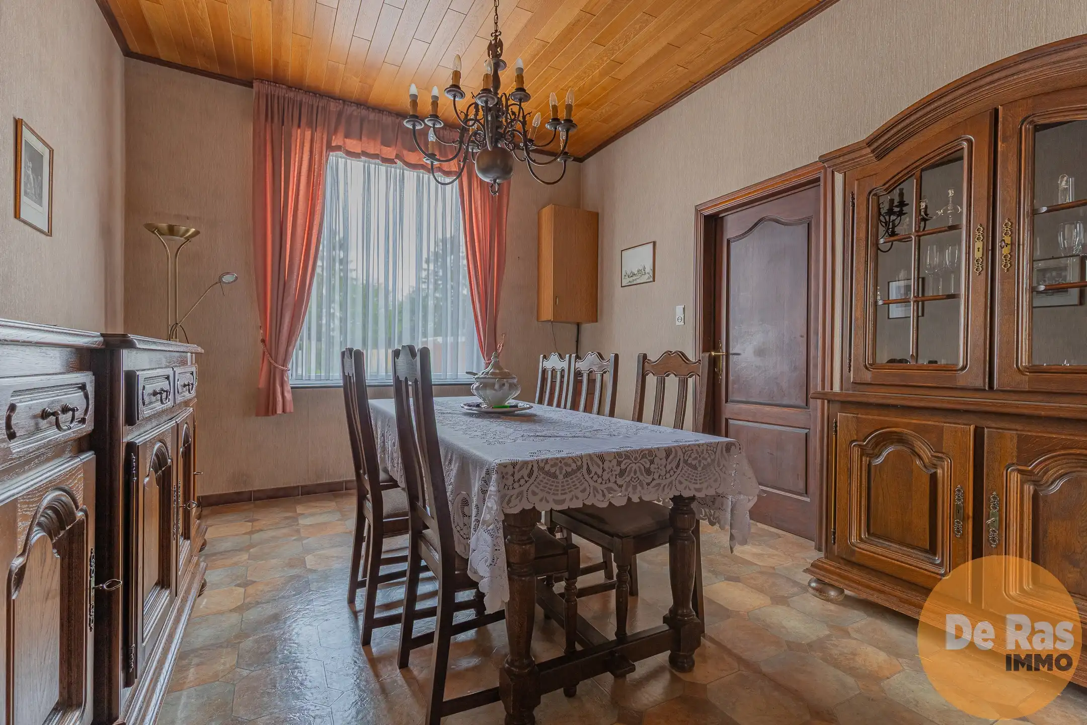 LEDE – Renovatiewoning met tuin in rustige, centrale buurt foto 3