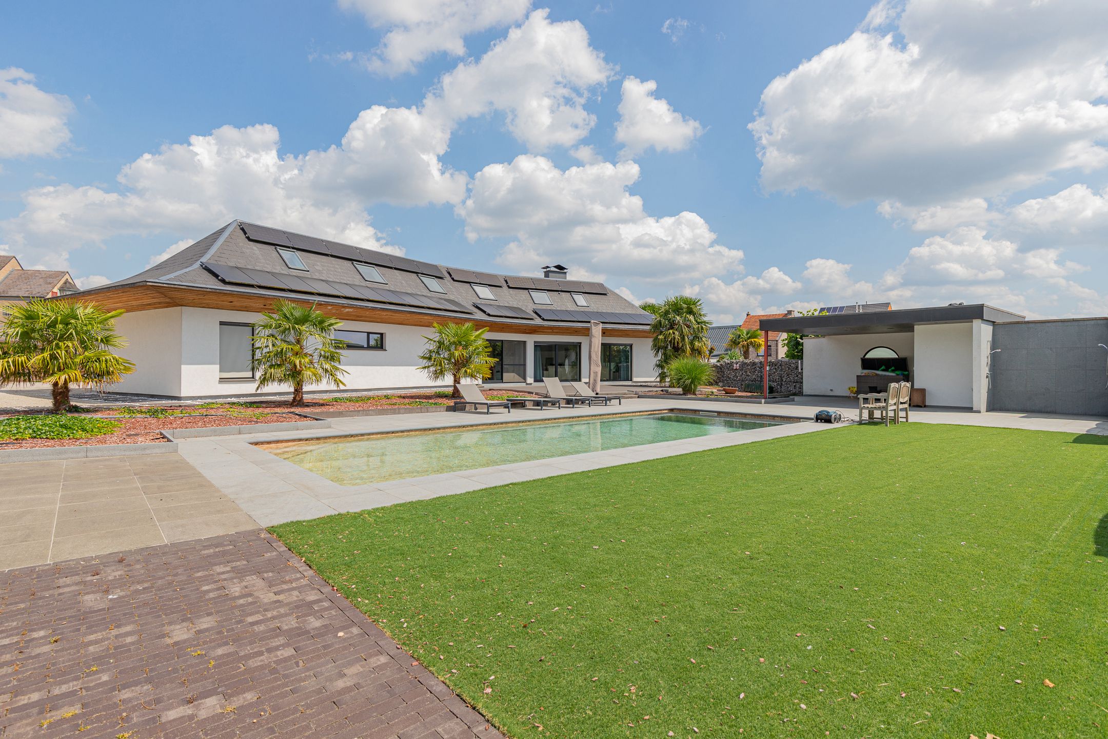 KERKSKEN - Exclusieve villa met vele mogelijkheden! foto 32