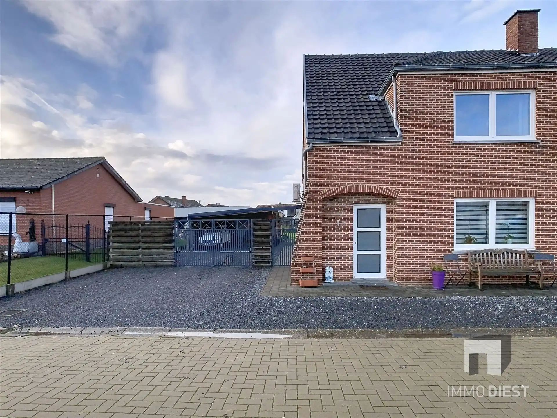 Volledig gerenoveerde halfopen woning +  EPC A foto 5