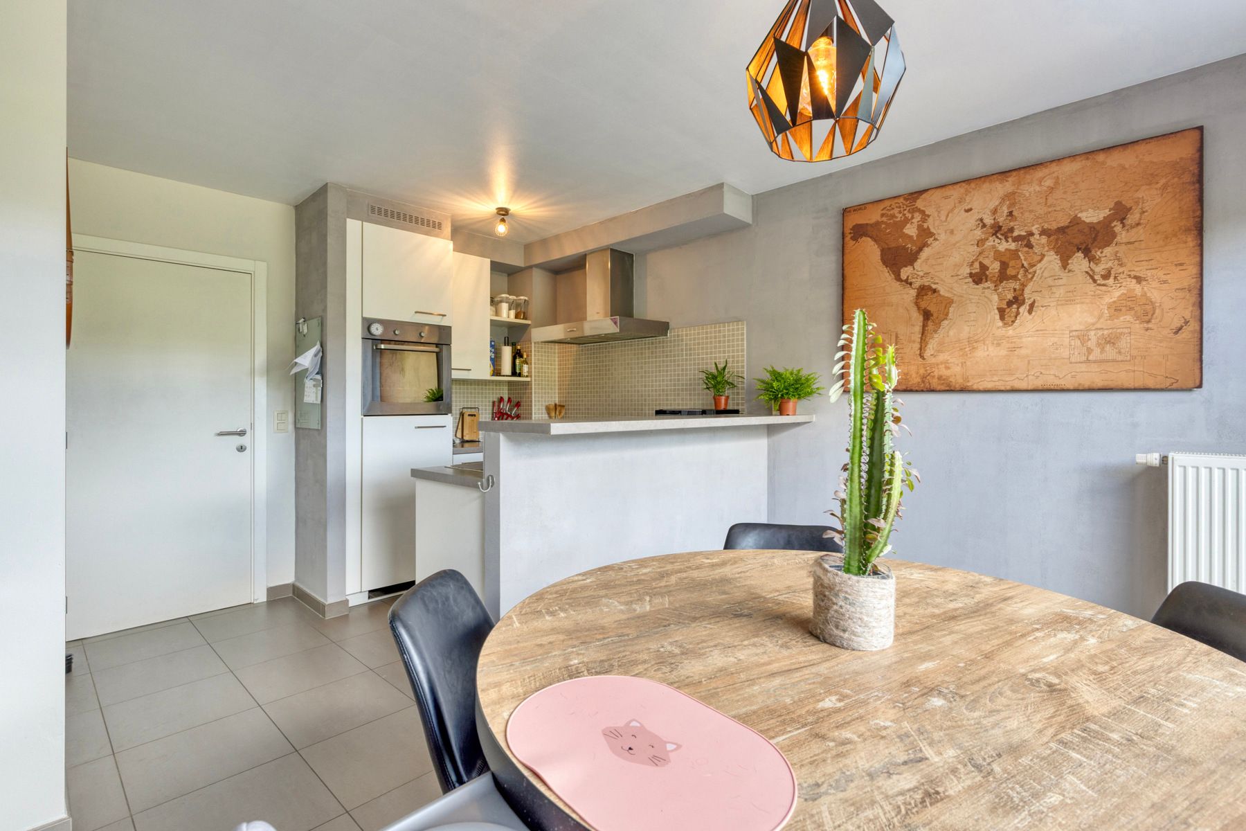 Instapklaar appartement met 3 slaapkamers en terras foto 7