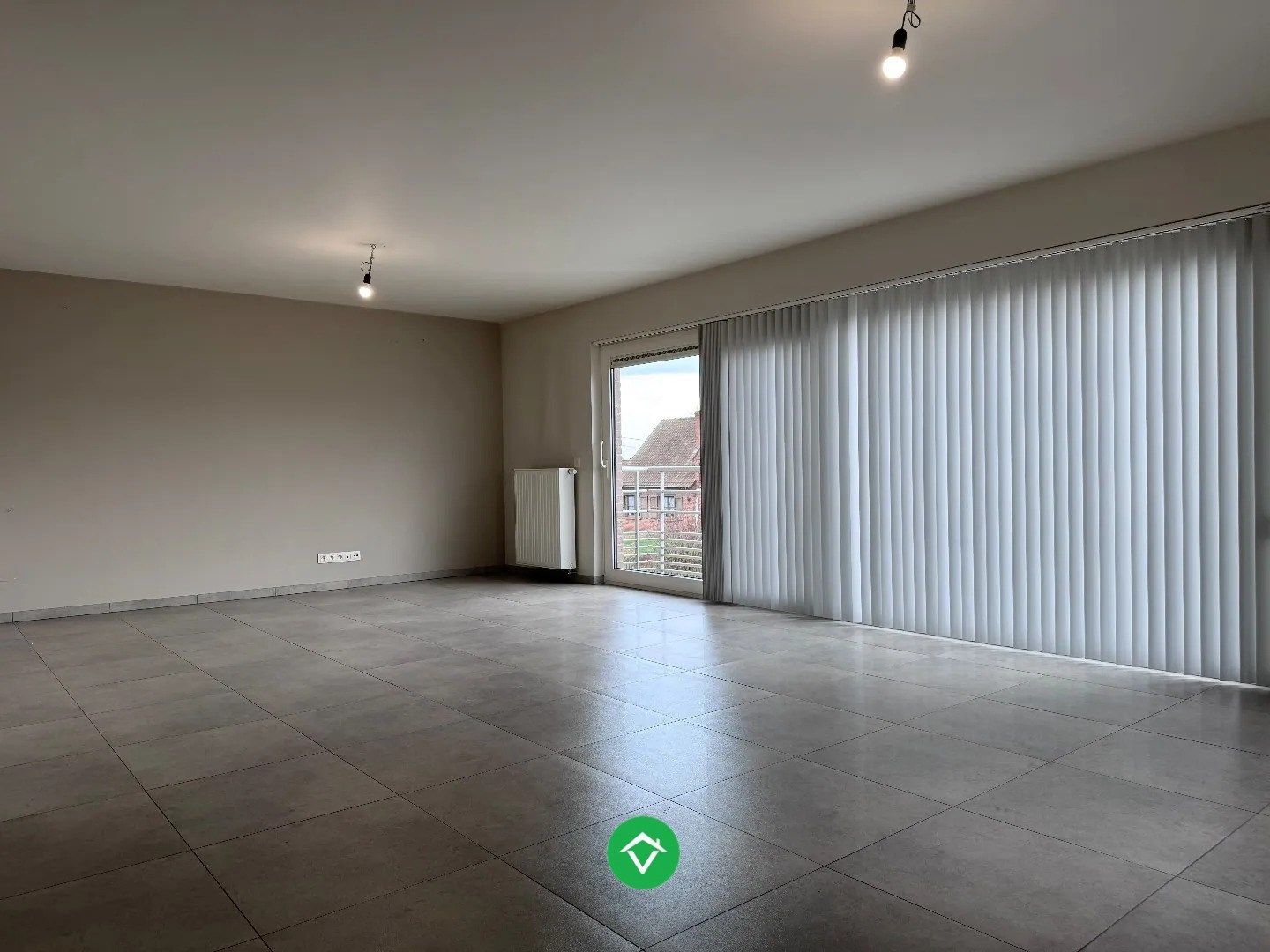 Appartement met 2 slaapkamers en zeer groot terras te Koekelare foto 4