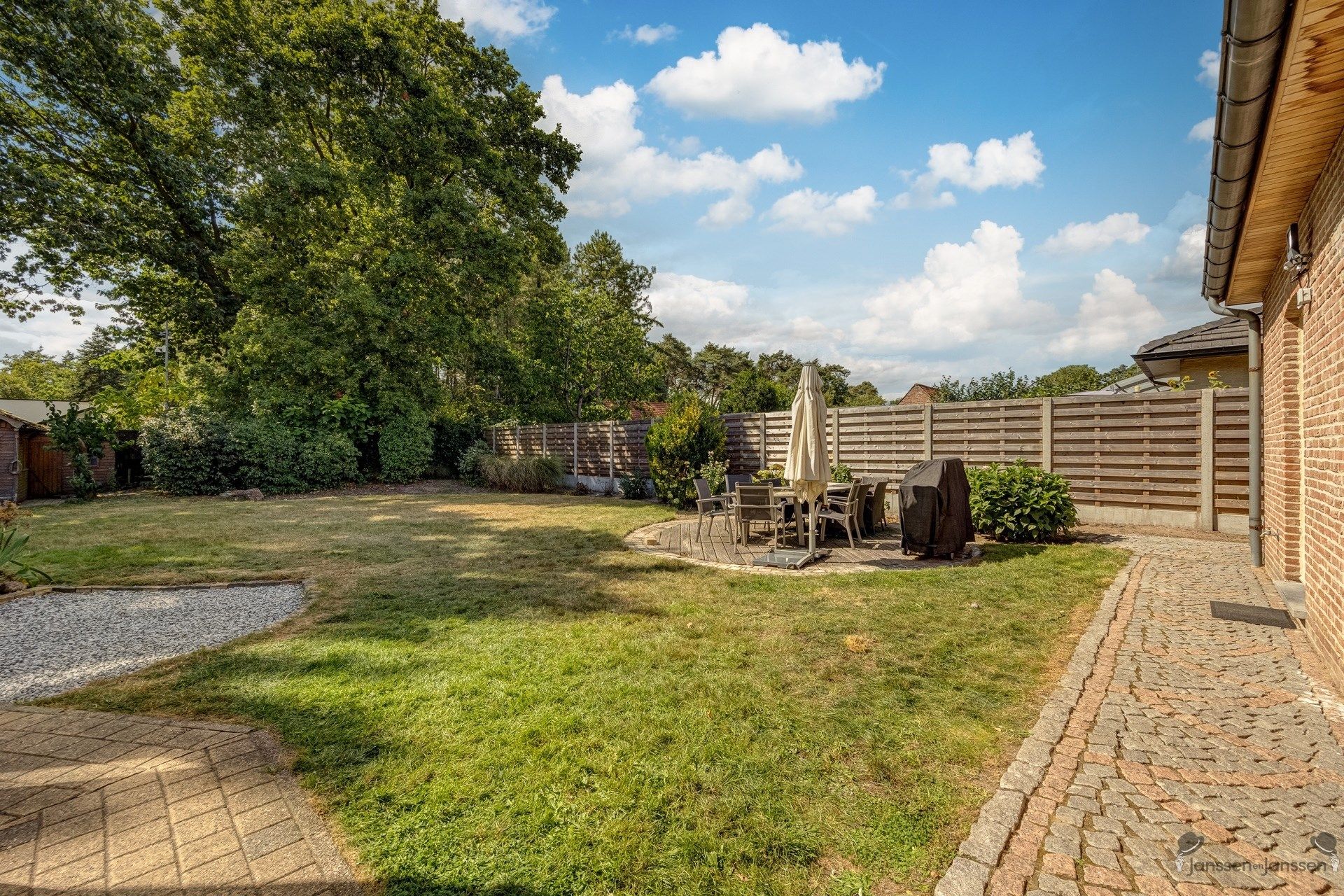Charmante gerenoveerde woning te Zoersel foto 19