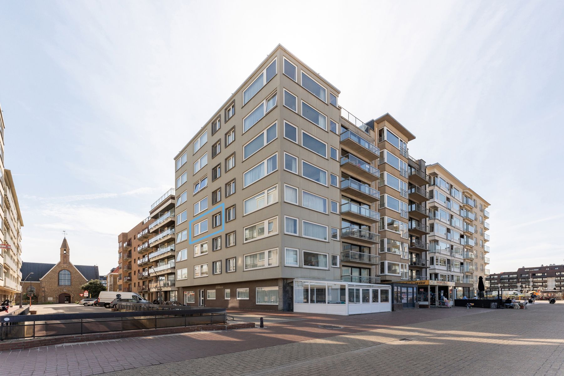 Instapklaar appartement met zeezicht foto 11