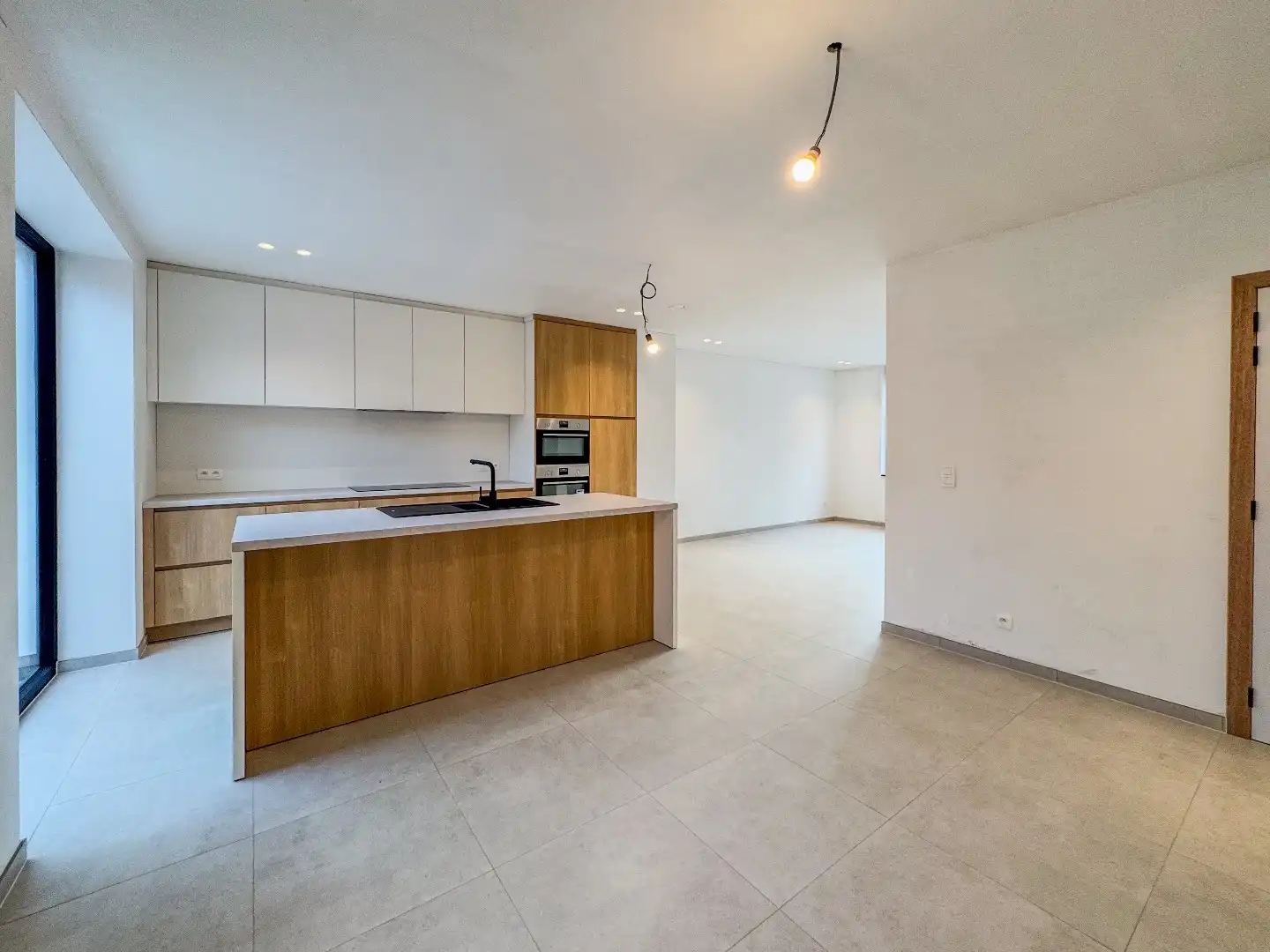 Gerenoveerde woning met 3 slaapkamers en gezellig stadstuin. foto 4