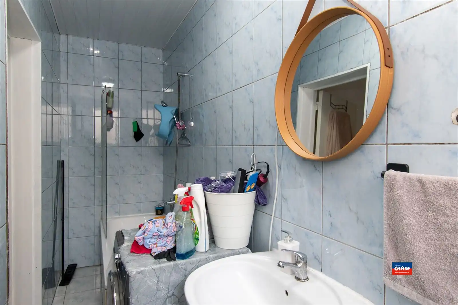 Woning met 4 slpks - opgedeeld in 3 woonunits foto 5
