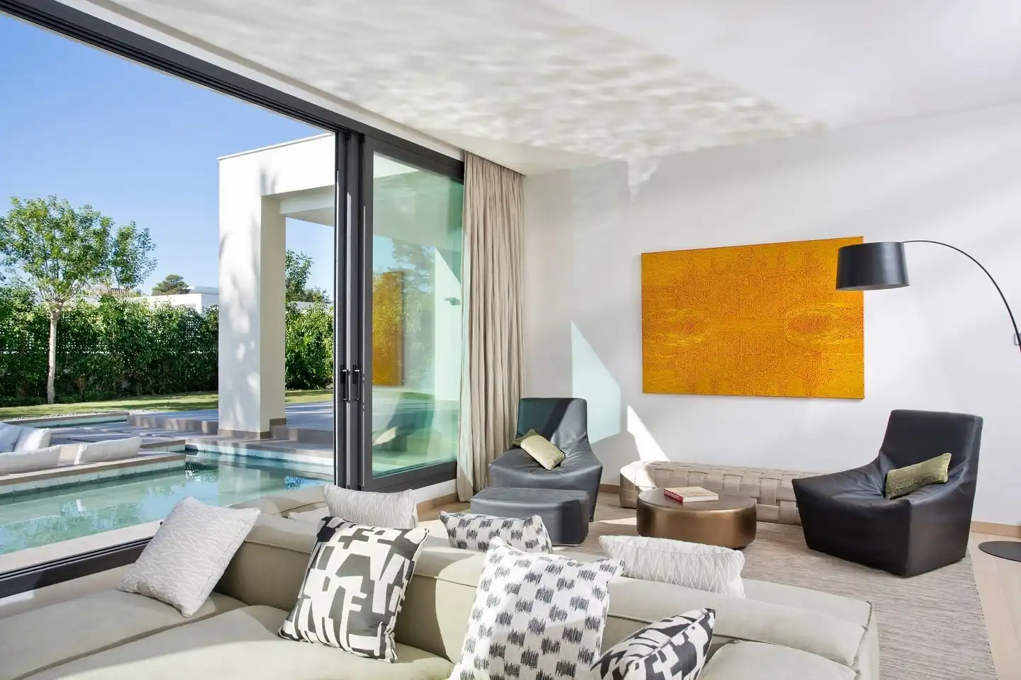 Tijdloze Elegante Villa op loopafstand van het strand foto 3