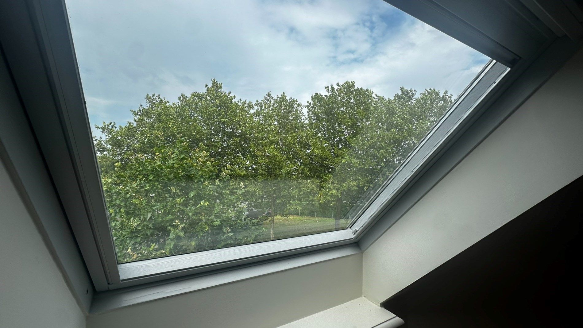 Instapklaar appartement met één slaapkamer, balkon en lift te Lokeren foto 15