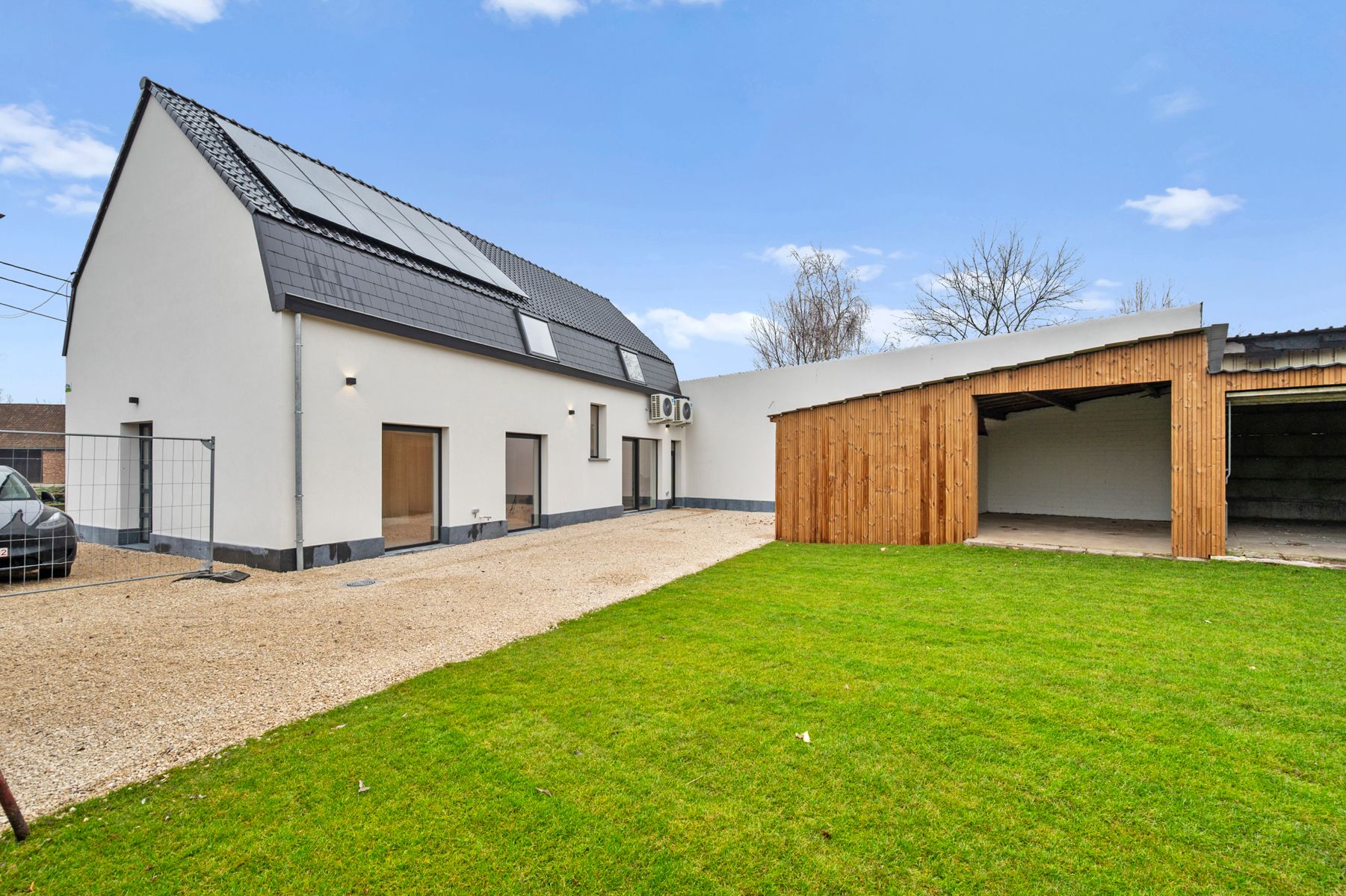 Instapklare woning met 5 slaapkamers en 2 badkamers foto 13