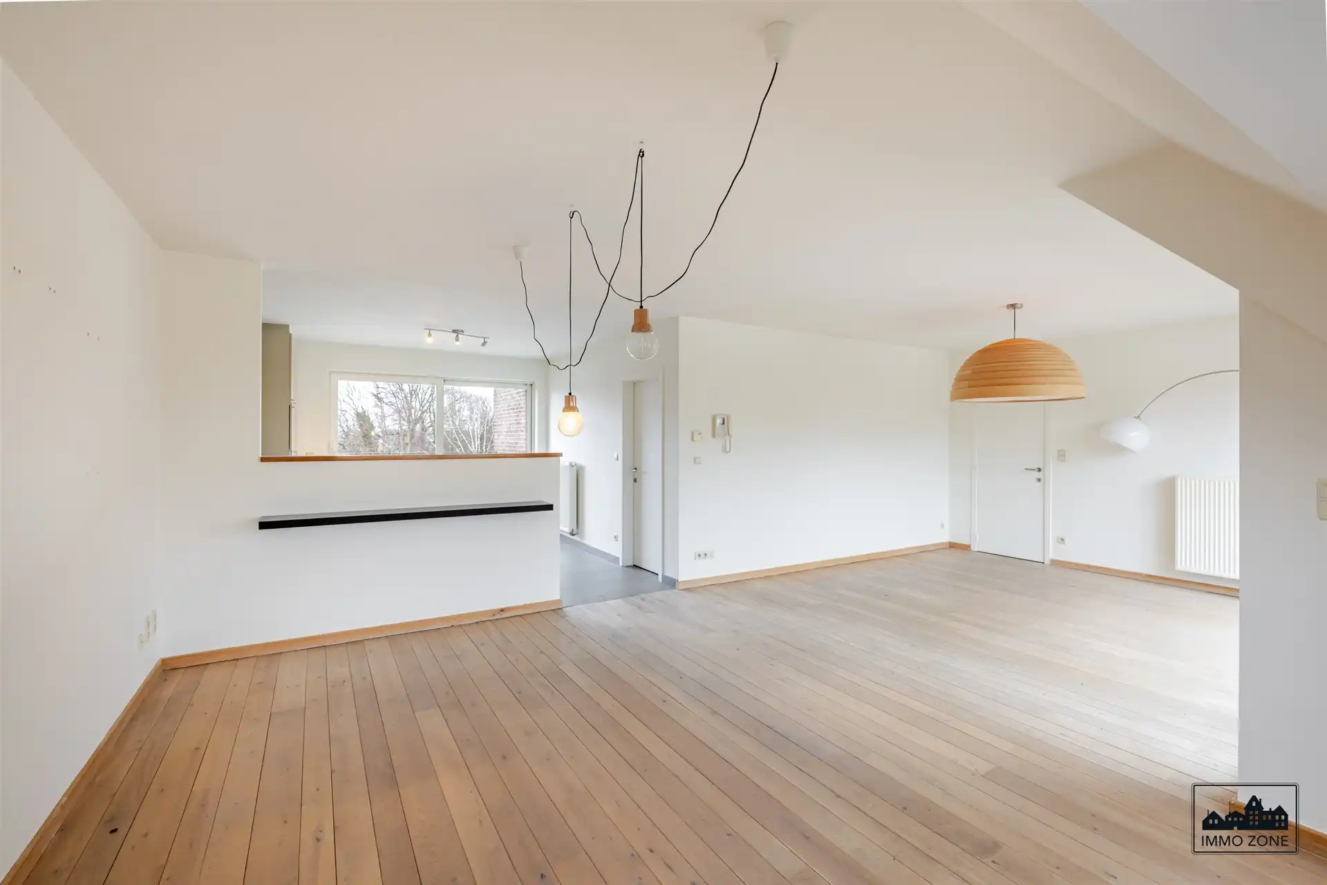 Ruim dakappartement (156 m²) met terras & garage foto 4