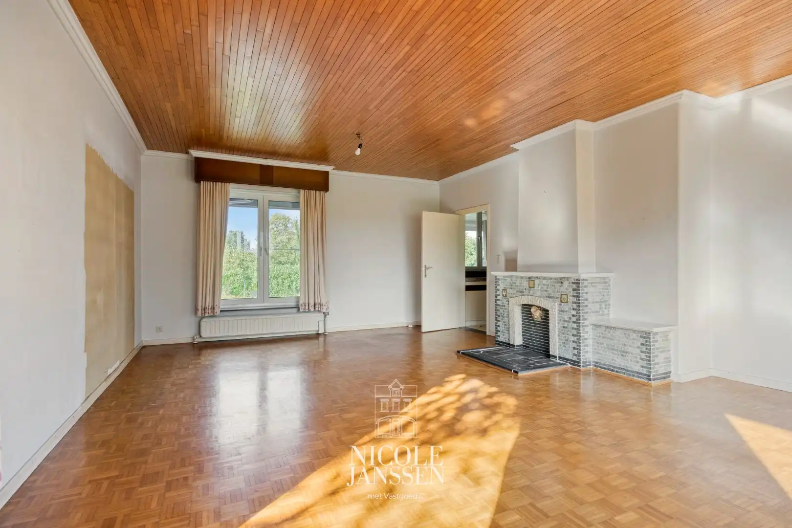 Split-level woning  foto 6