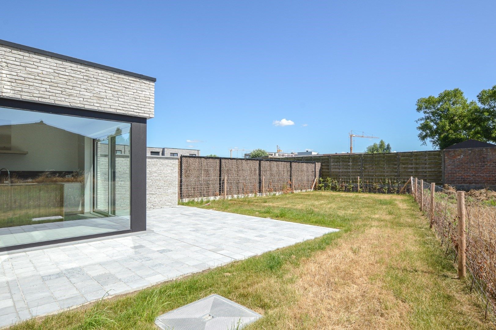 Nieuwbouwwoning met 3 slaapkamers te huur  foto 15