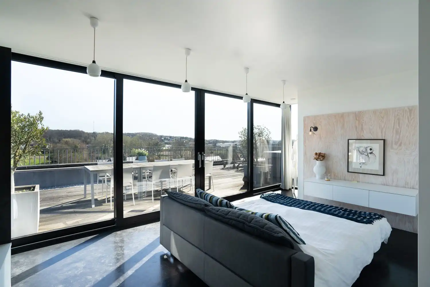 Unieke industriële loft van 240 m² met panoramisch dakterras van 96 m², jacuzzi en sauna foto 22