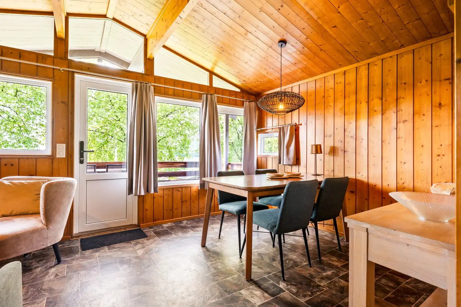 Chalet met 2 slpkrs te Hastière foto 7