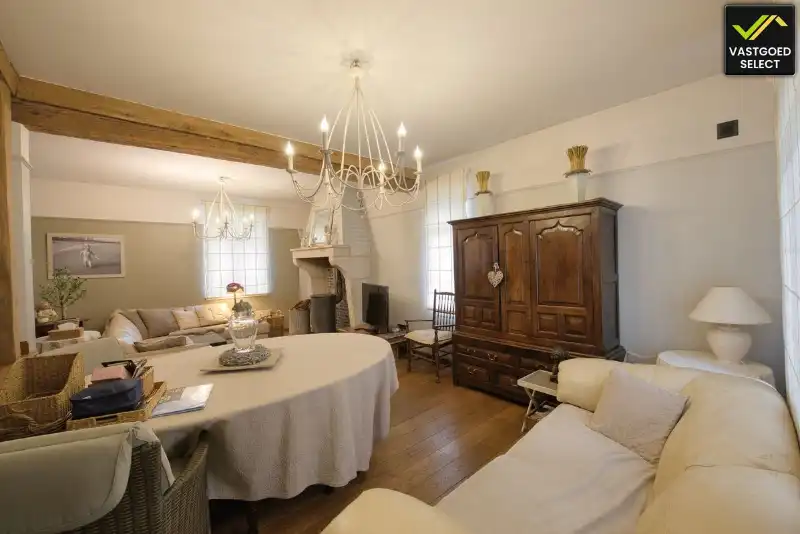 Authentieke hoeve op 13.920 m² met verzicht over de velden foto 10