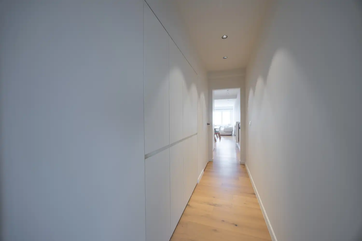 Gerenoveerd appartement met frontaal zeezicht foto 21