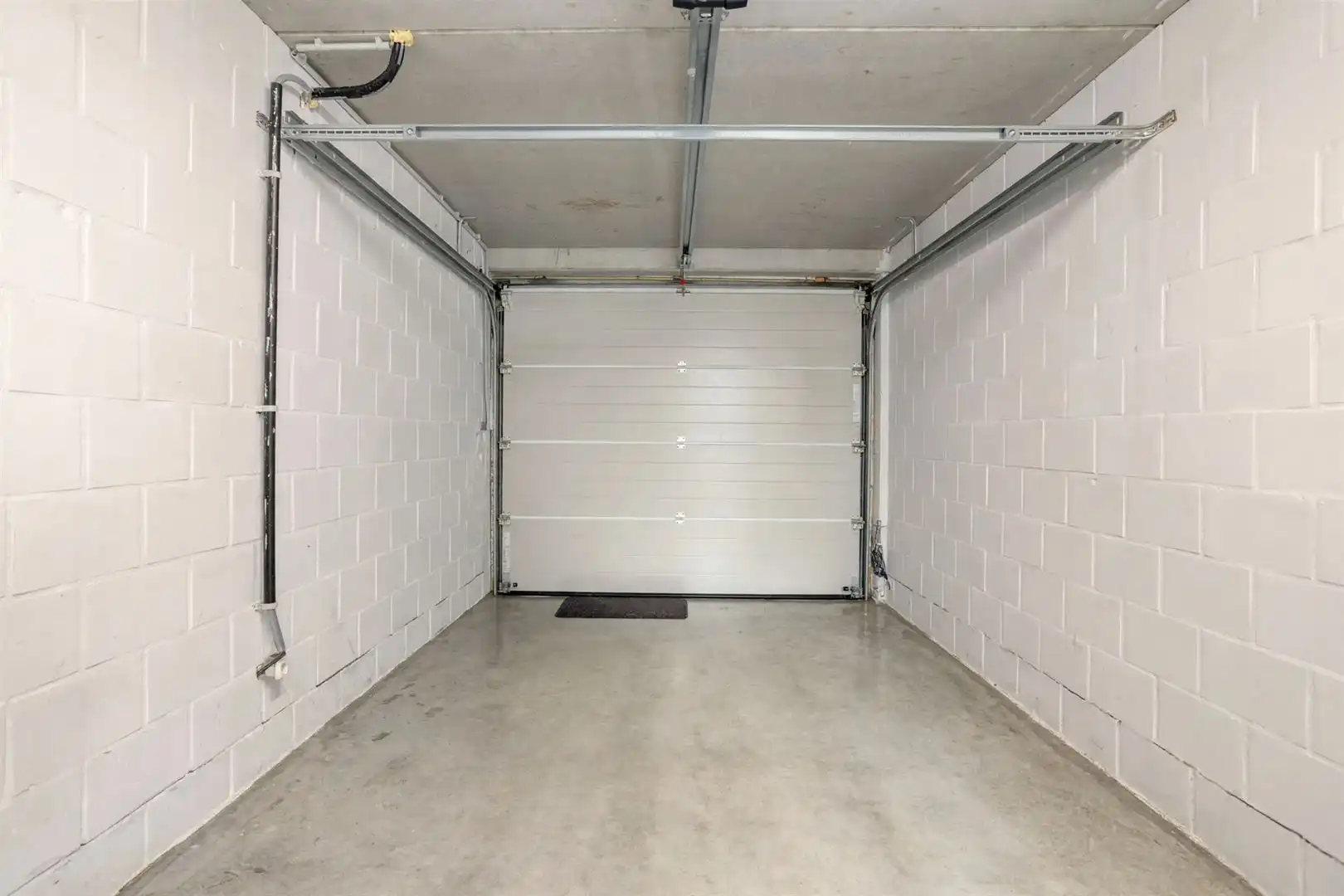 Prachtige INSTAPKLARE gezinswoning met 4 slaapkamers foto 31