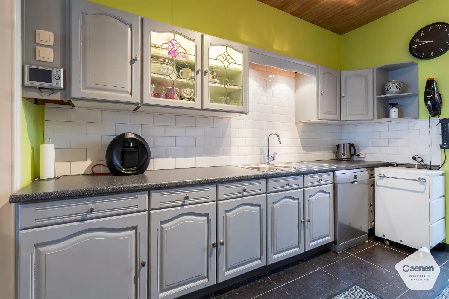 Ruime stadswoning met 3 slaapkamers en gezellige koer foto 7