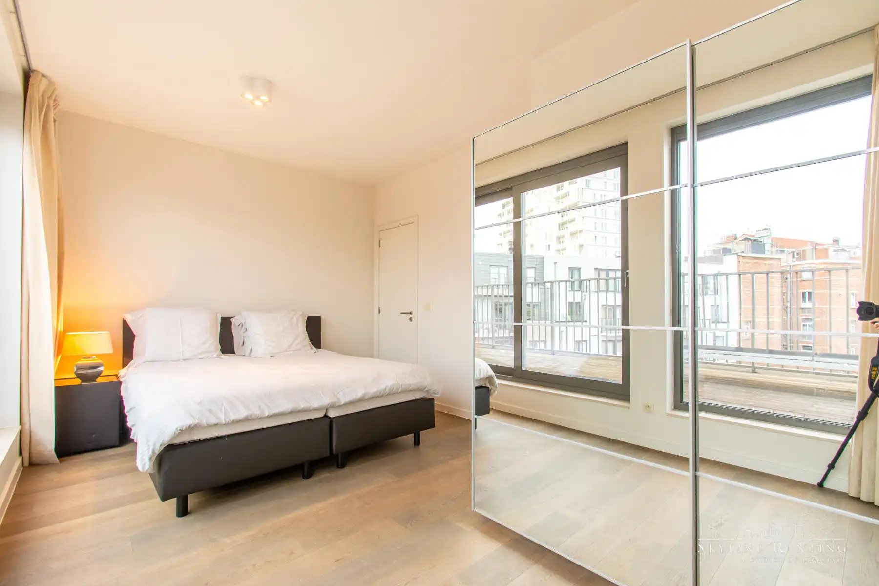 Mooi gemeubeld 2-kamer app. met prachtige TERRASSEN foto 10