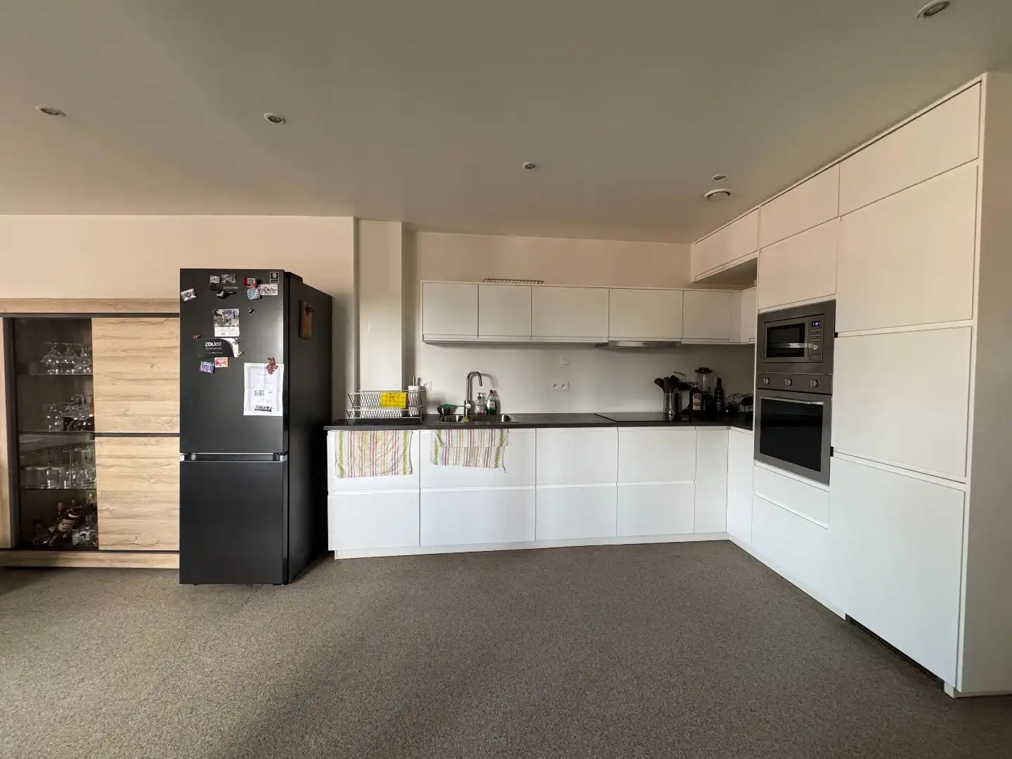 TOP-appartement met 3 slpk + groot terras + privé parking foto 3