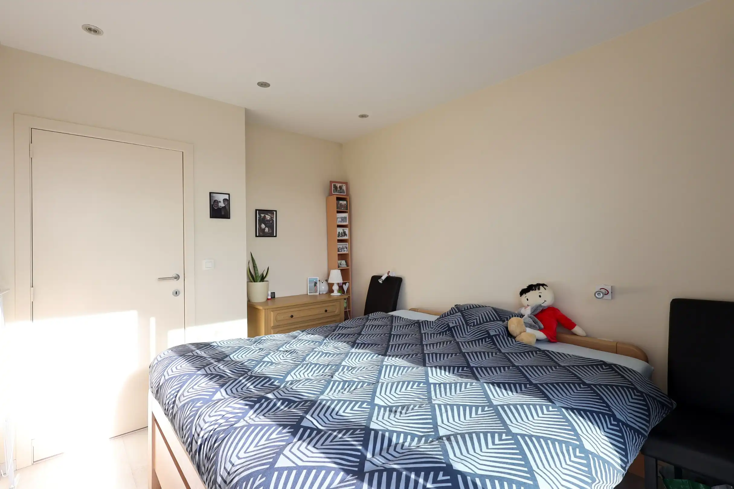 Modern appartement met 2 slaapkamers en parking te Oostduinkerke foto 10