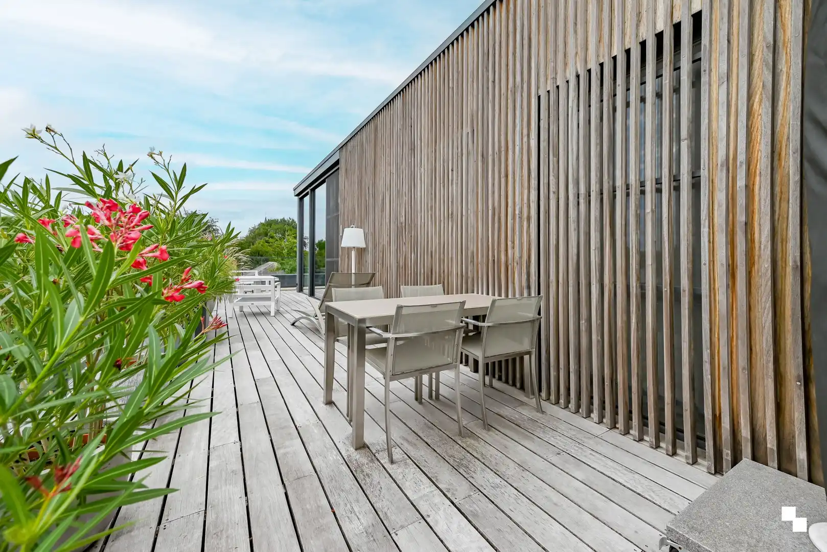 Uniek & bijna energieneutraal penthouse met riant terras te Bosmolens foto 14