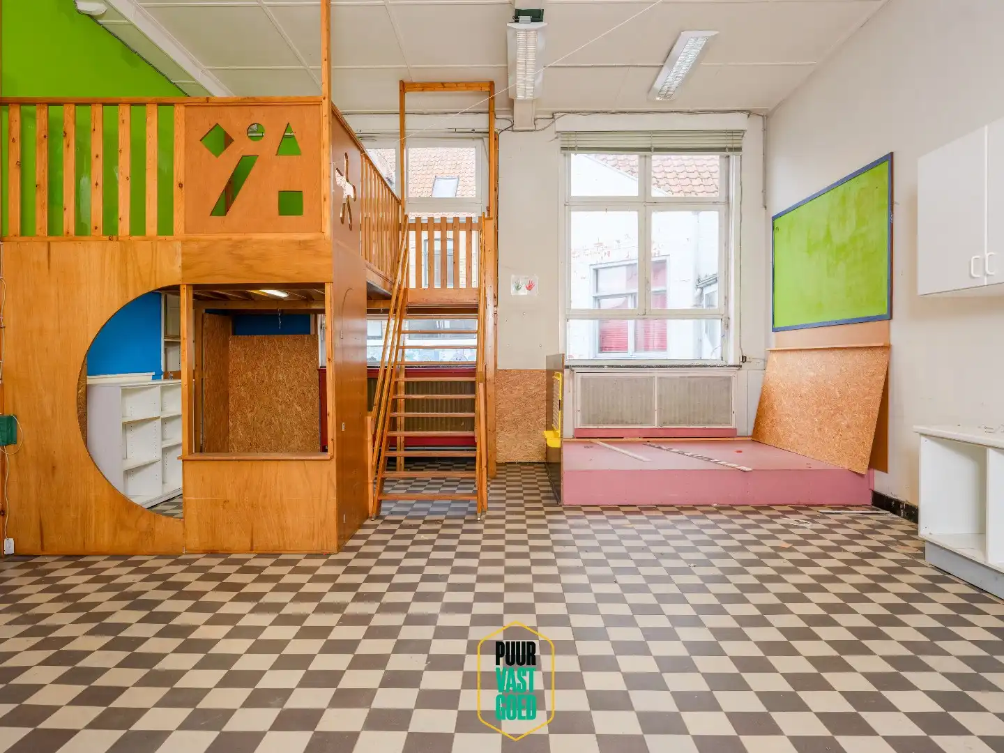 Unieke opportuniteit op 1160 m² grond, ingebed in de stadskern van Damme foto 29