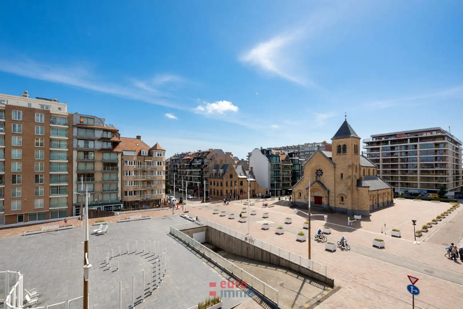 Appartement met 2 slaapkamers op een topligging! foto 12