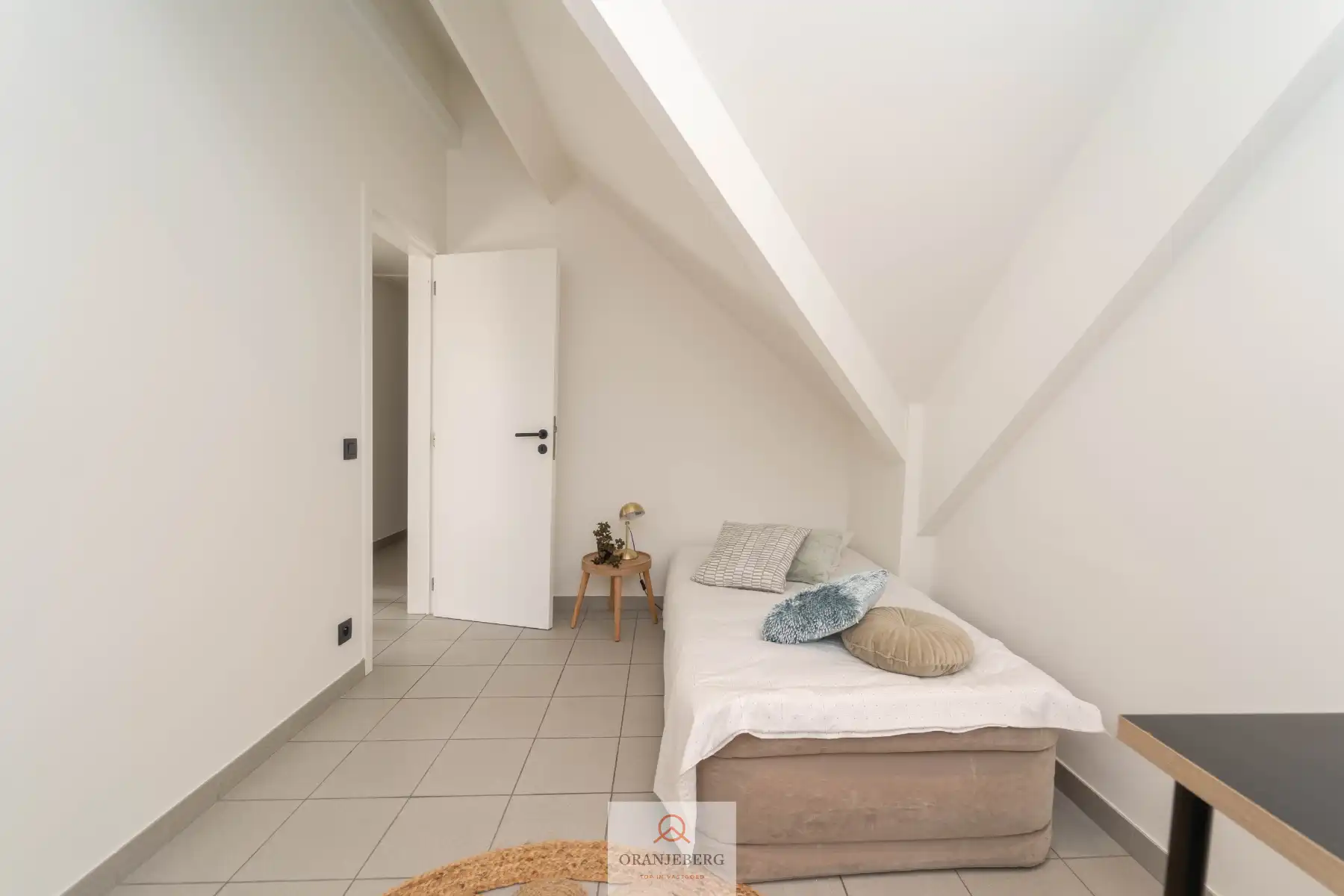 Gerenoveerd, lichtrijk 2 slpk-appartement met zonneterras foto 19