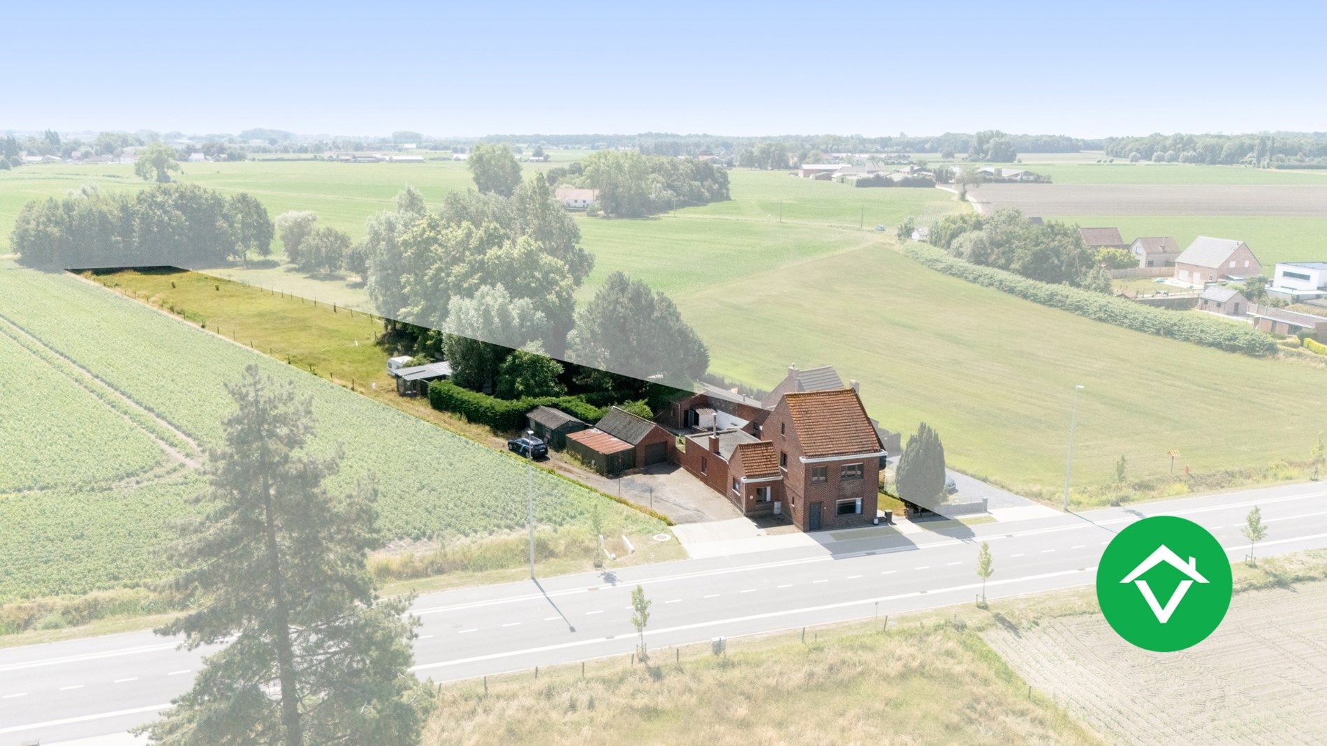 Hoofdfoto van de publicatie: Woning met 3 slaapkamers en garage te Koekelare 
