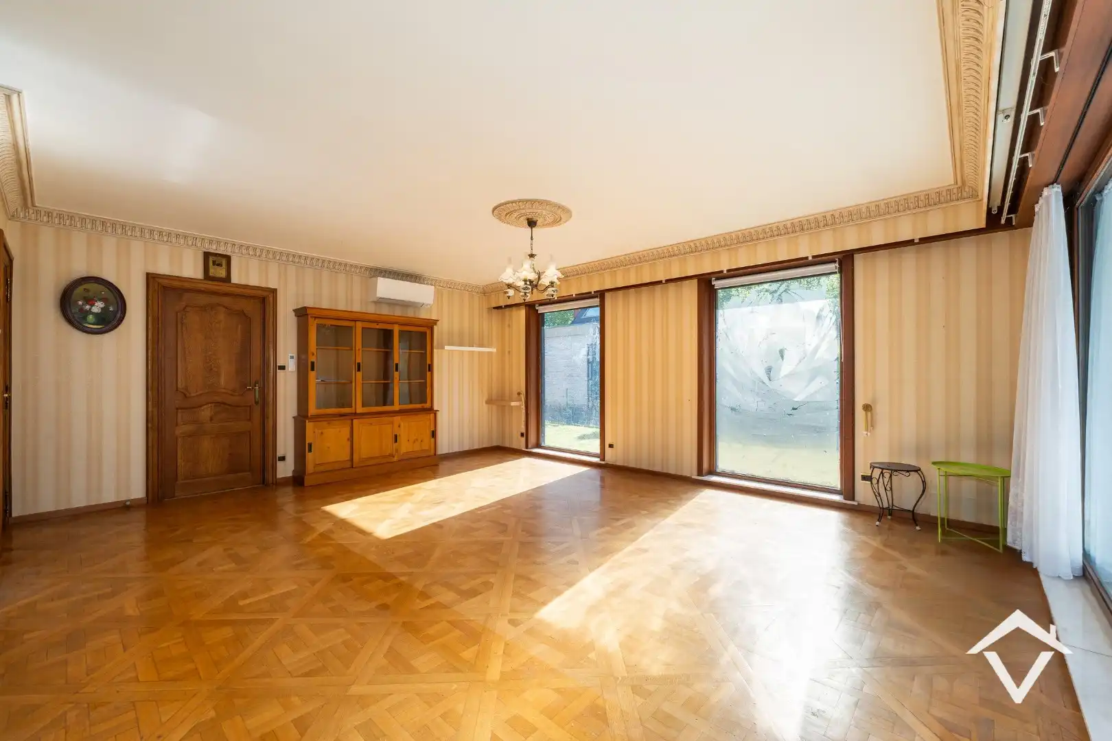 Zeer ruime en instapklare woning met veel mogelijkheden te Eernegem foto 6