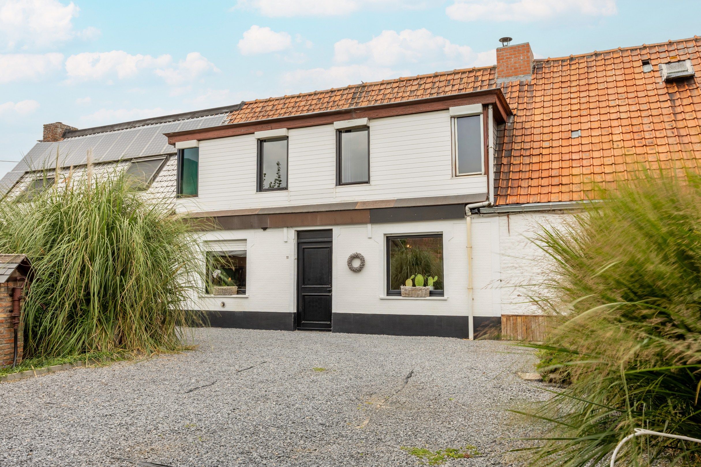 Hoofdfoto van de publicatie: Betaalbare woning met oprit en tuin! 