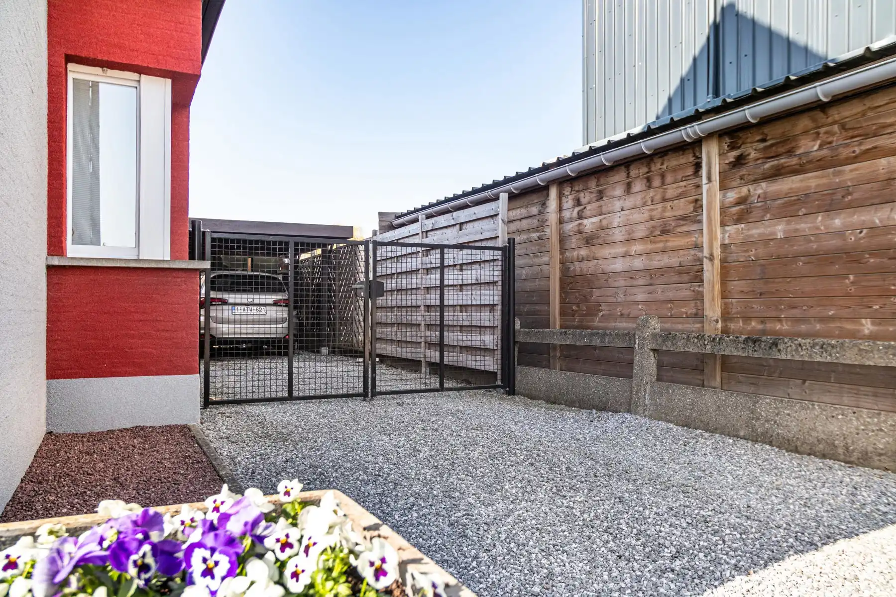 Instapklare HOB met tuin, carport en vlotte verbinding foto 4