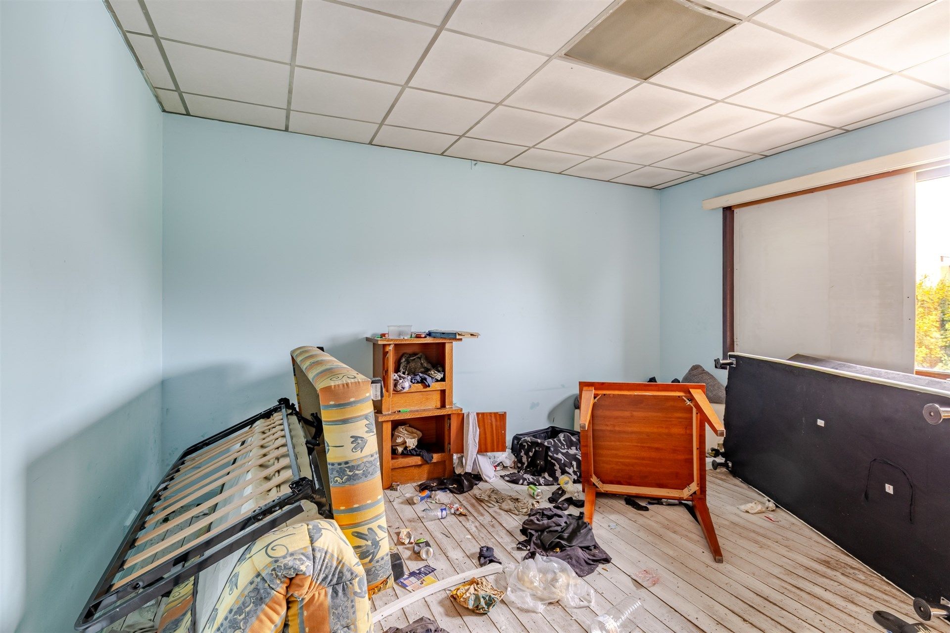 Renovatieproject bestaande uit 3 appartementen + 1 huis + 8 garageboxen foto 9