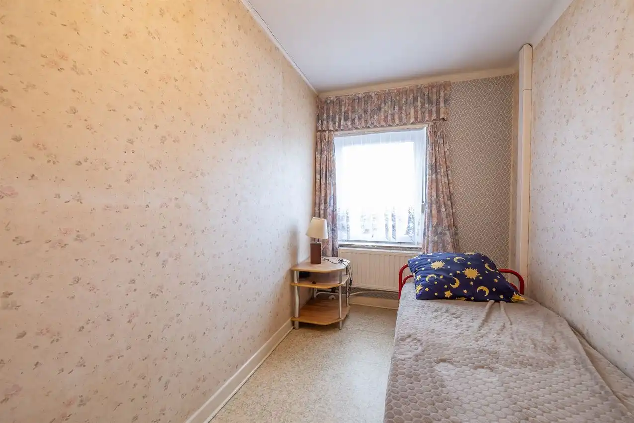 Opgefriiste woning 3slk op goed bereikbare ligging en zuidtuin foto 17