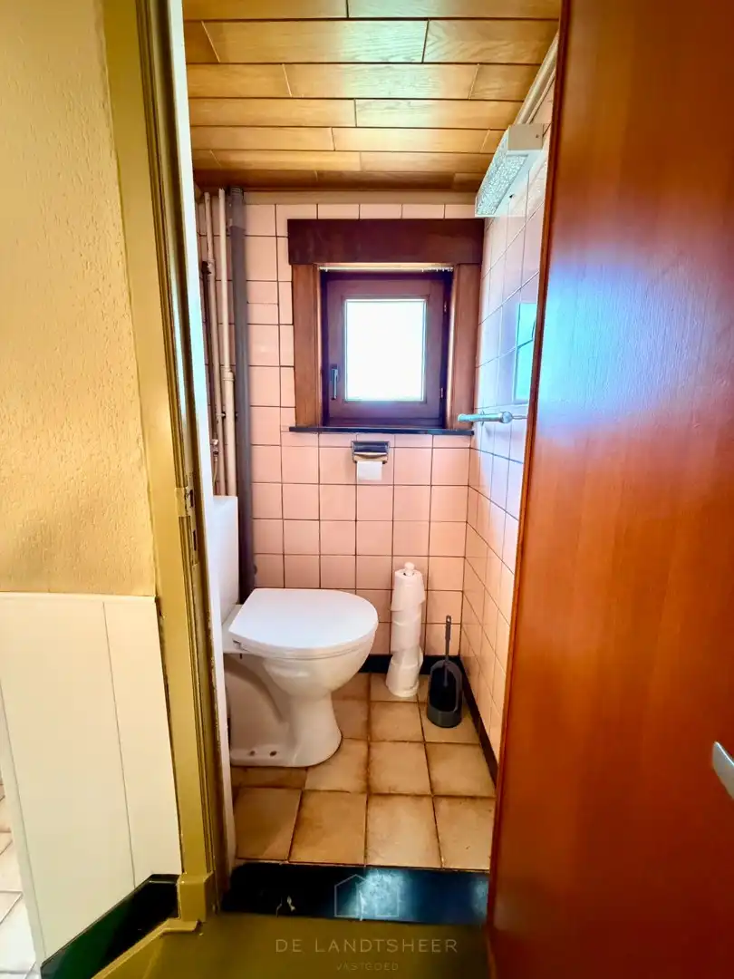 Te renoveren halfopen bebouwing met 3 slaapkamers in hartje Bornem - Een woning met potentieel! foto 6