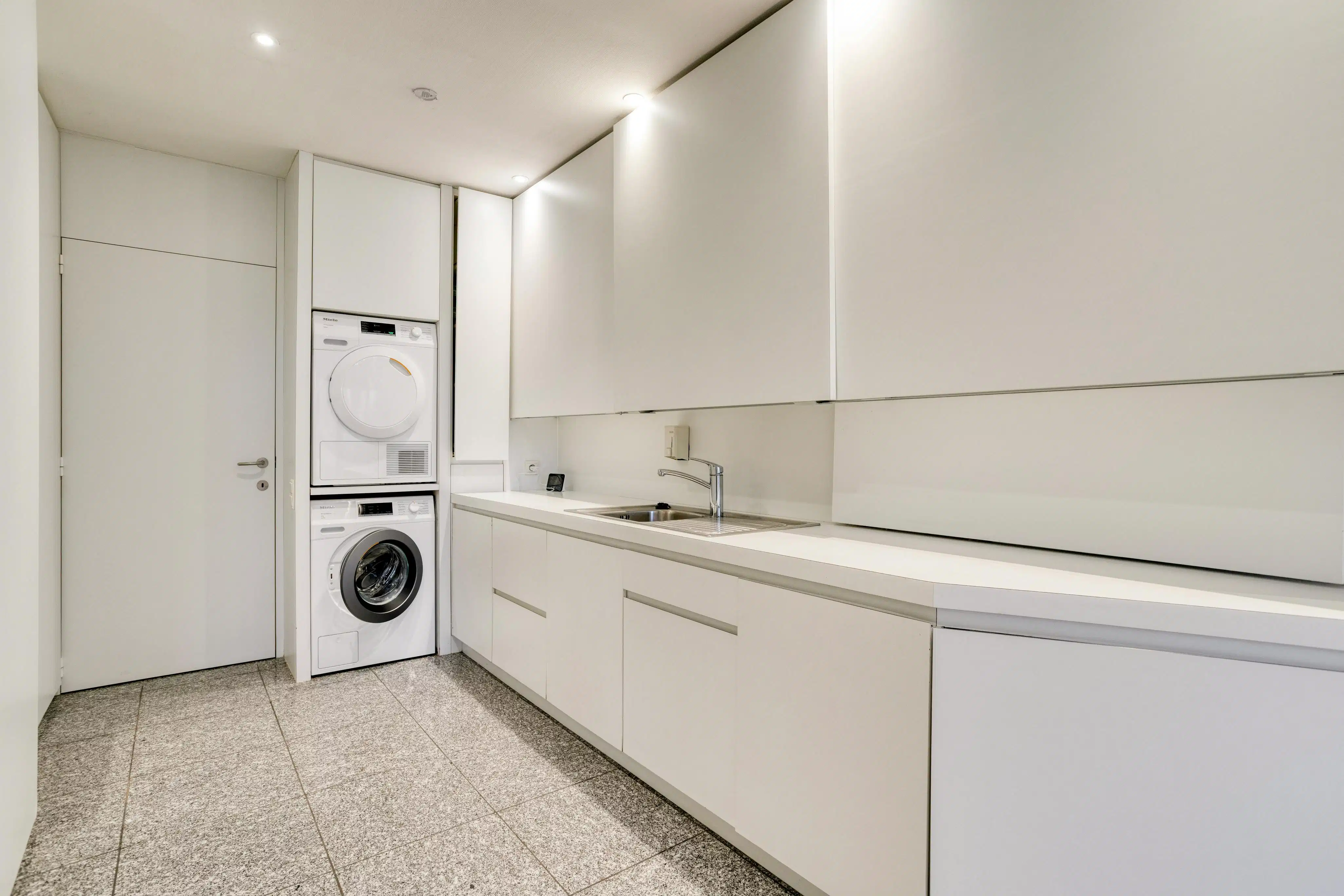 Ruime gezinswoning met prachtig verzicht foto 19