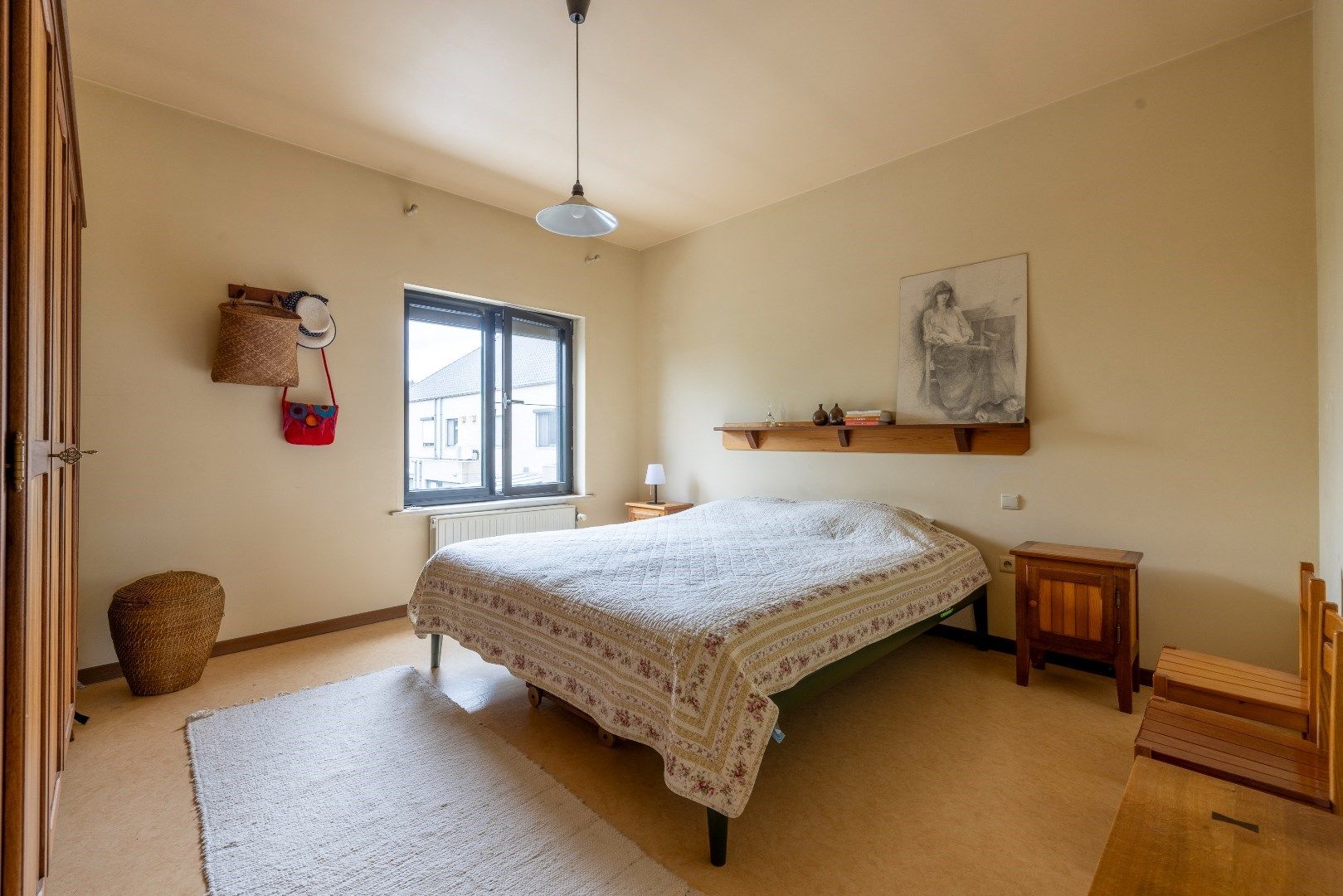 Leuke, ruime woning met 3 slk, garage en tuintje foto 14