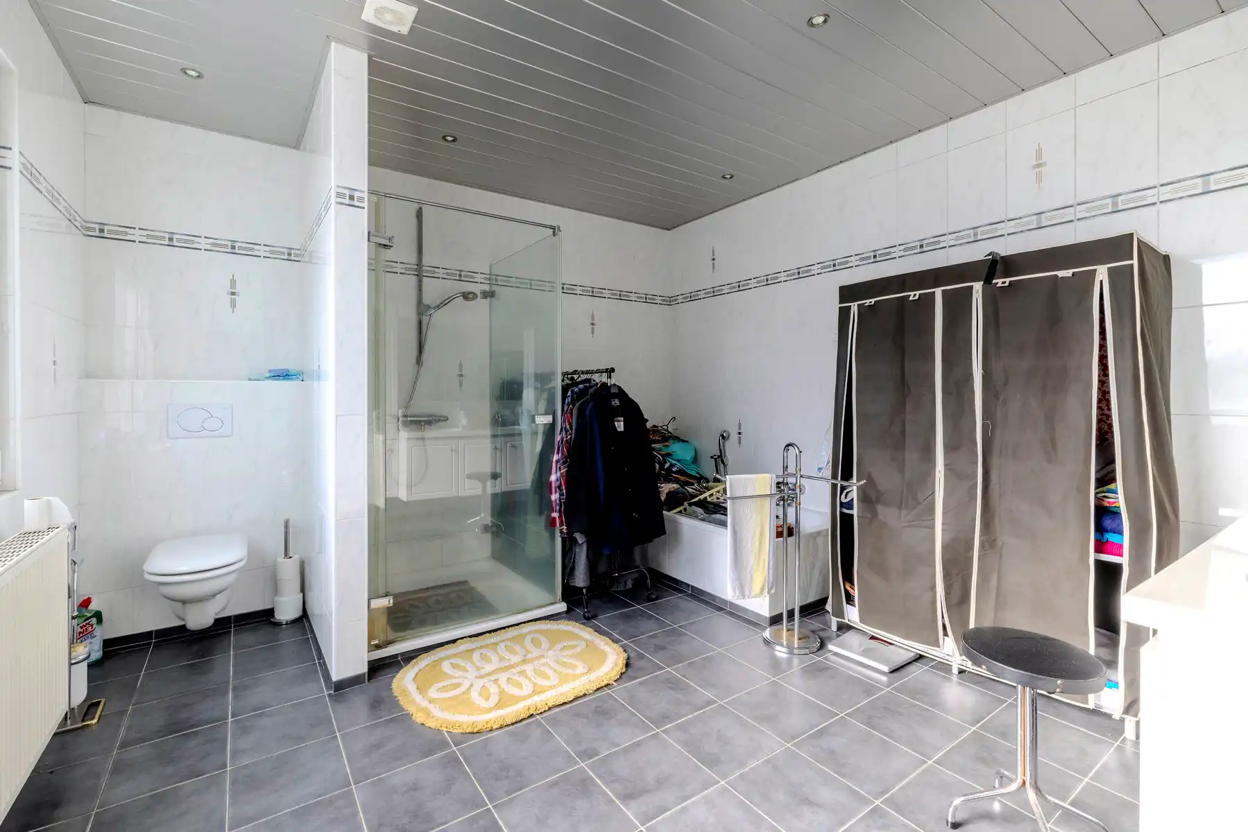 Te renoveren woning met 4 slaapkamers in Lier foto 11