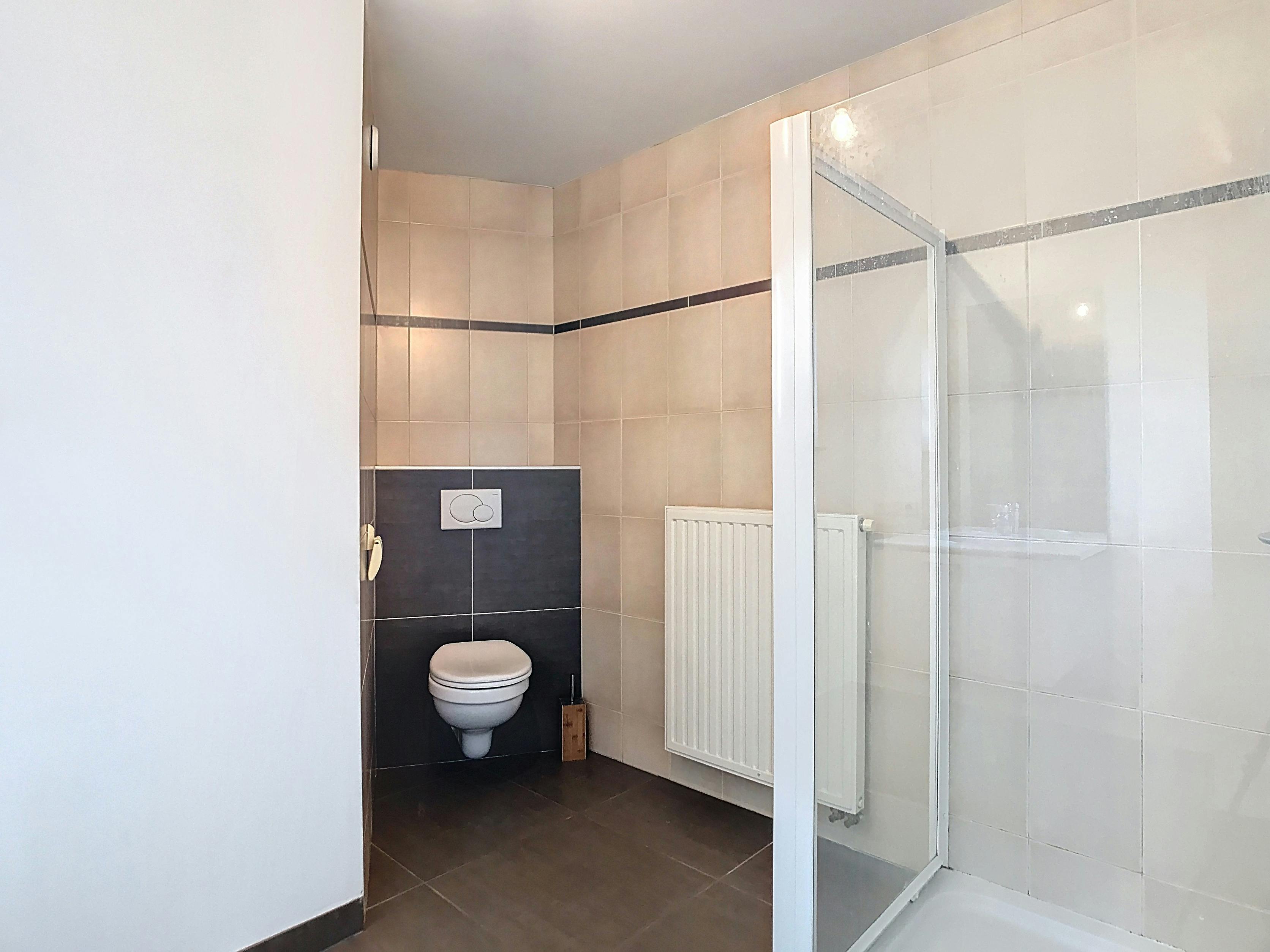 Goed gelegen energiezuinig dakappartement te Kruibeke foto 10