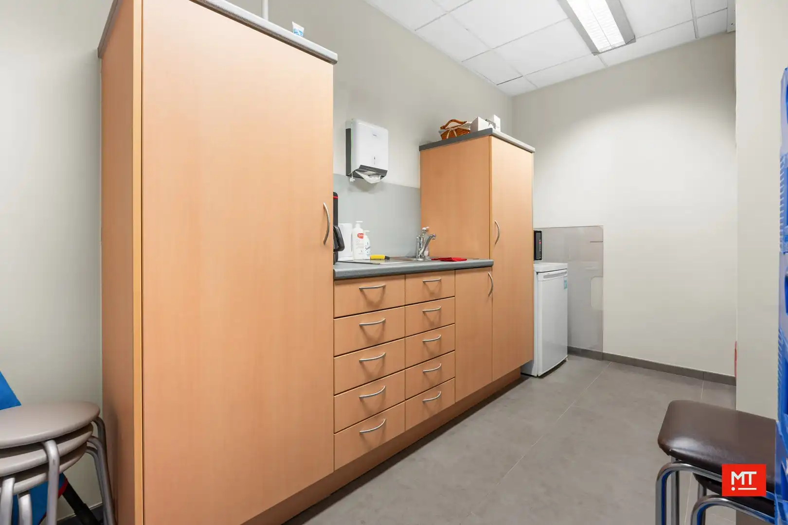 Opbrengsteigendom bestaande uit handelsruimte en 2 appartementen in centrum Beselare foto 28
