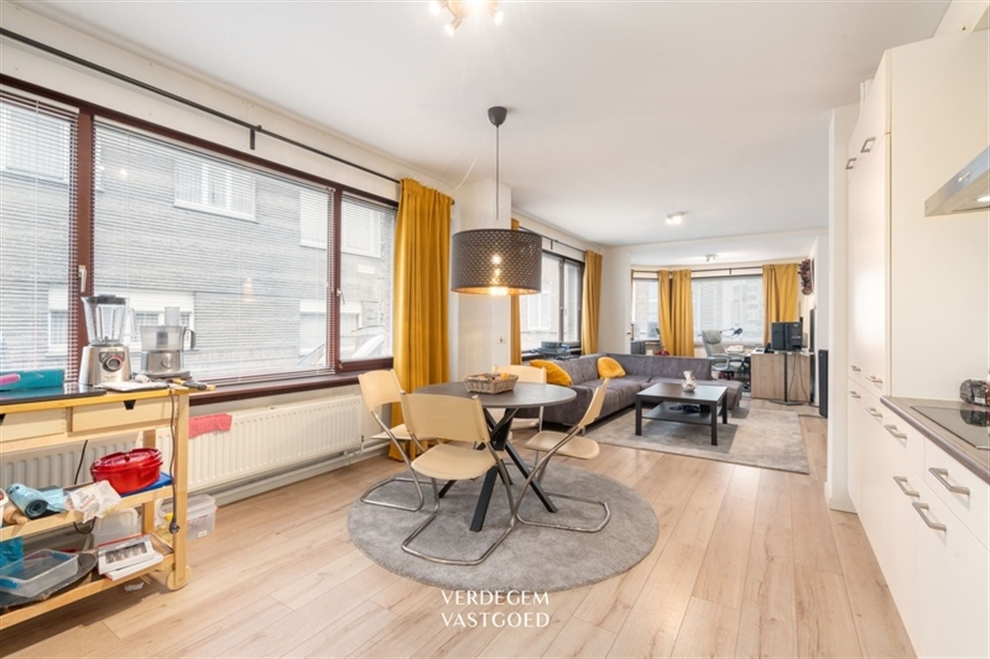 Opbrengsteigendom met 3 appartementen en garage foto 4