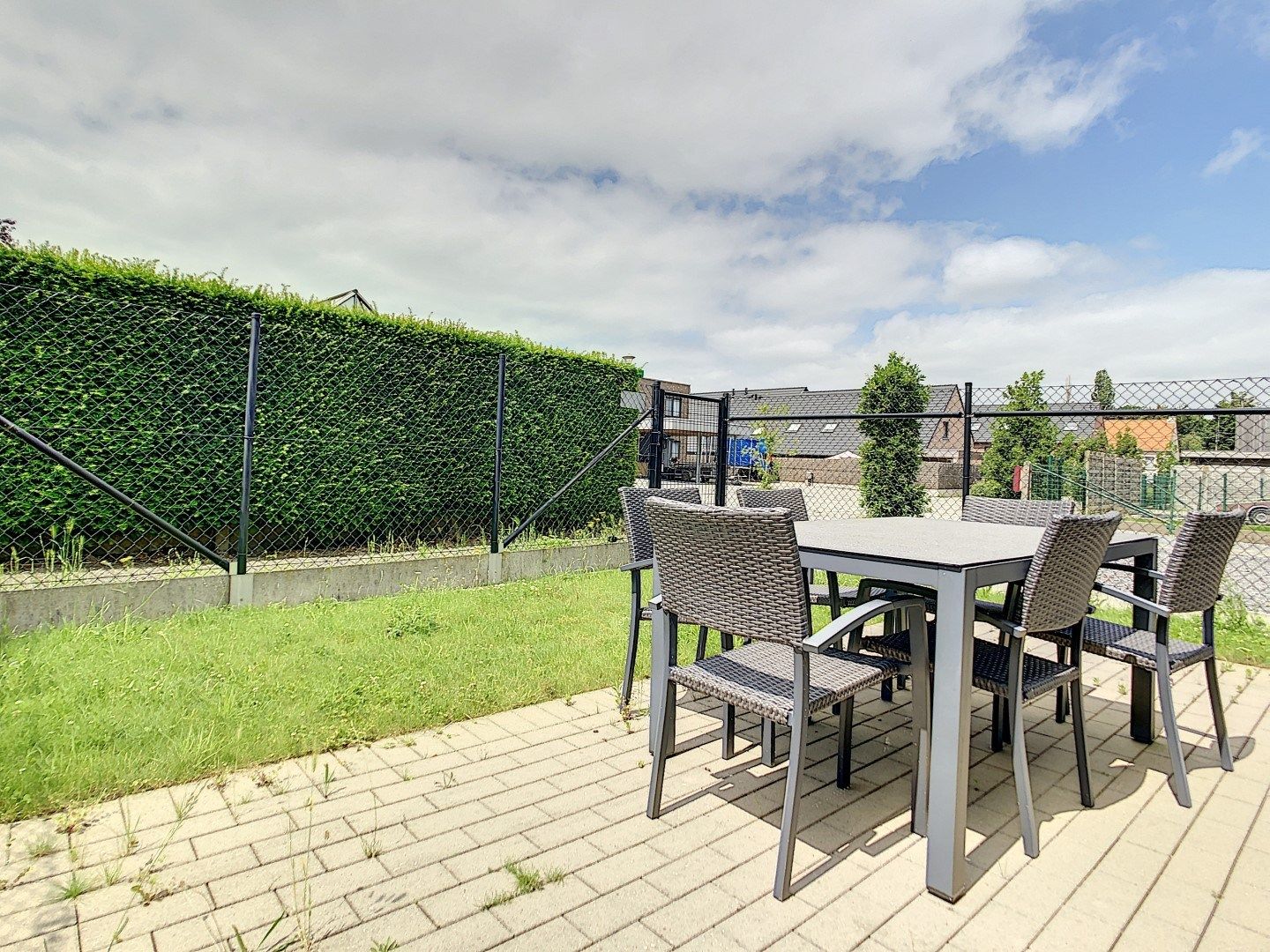 Gelijkvloerse woning in centrum Westrozebeke - ideaal als investering of voor eigen bewoning foto 3