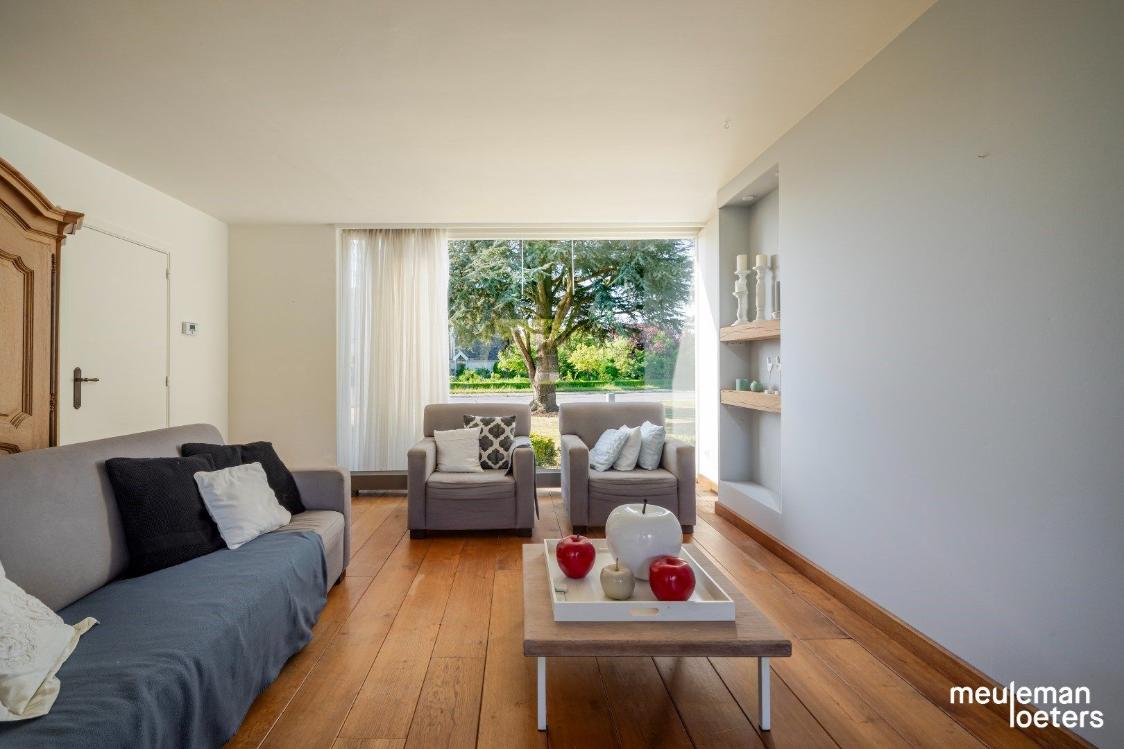 Te renoveren bungalow op fantastische ligging foto 6