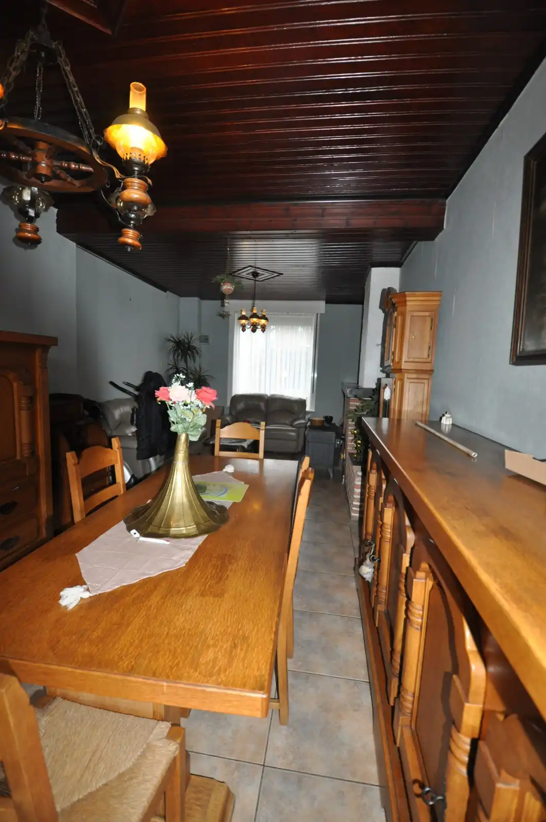 Te renoveren woning met grote zongerichte tuin ! foto 4