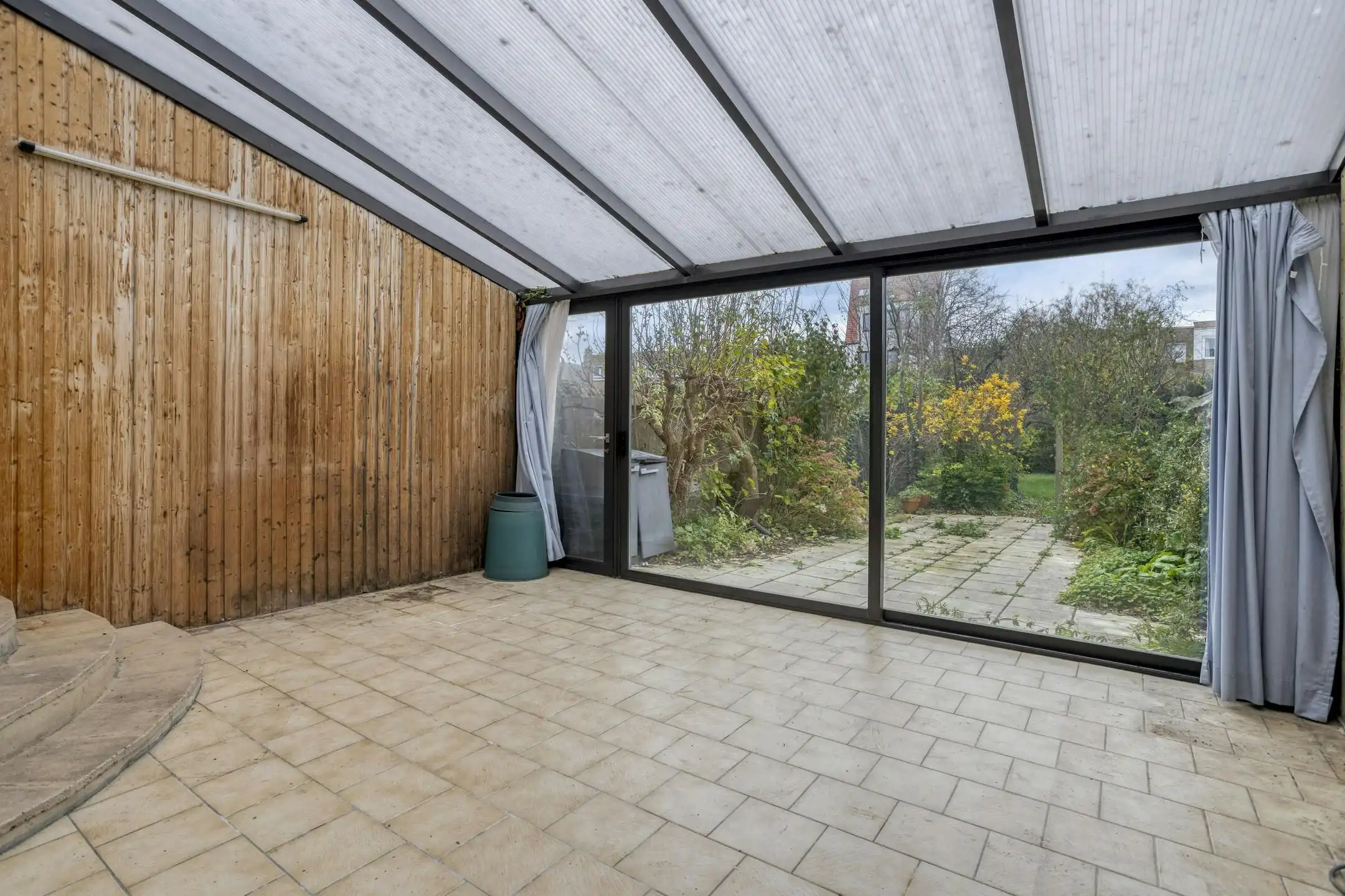 Huis met ruime zongerichte tuin te koop in centrum Knokke foto 20