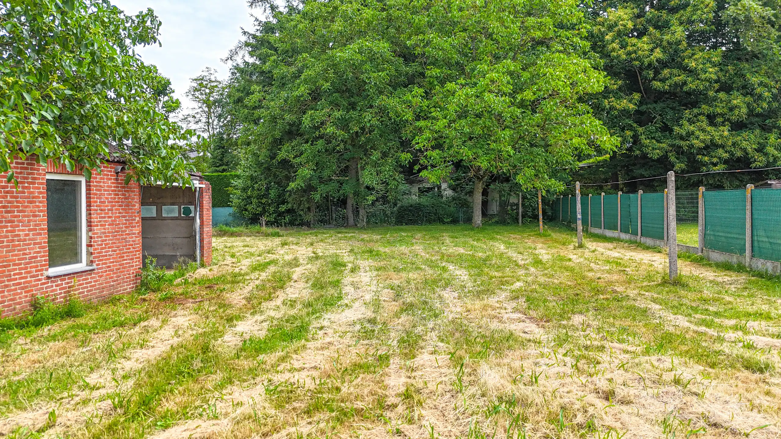 Te renoveren woning op groot perceel te Heusden-Zolder! foto 29