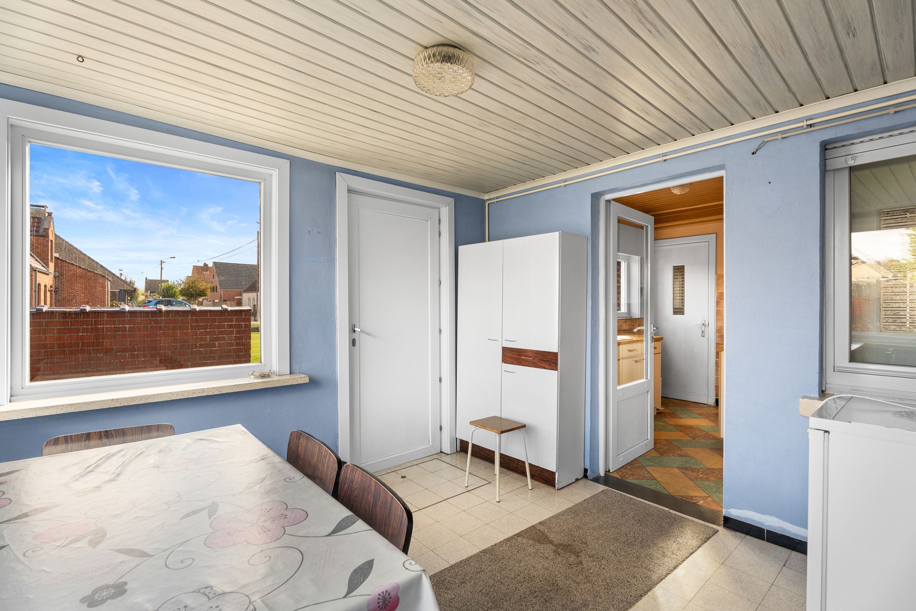 Alleenstaande gezinswoning met tuin en potentieel in Torhout foto 9