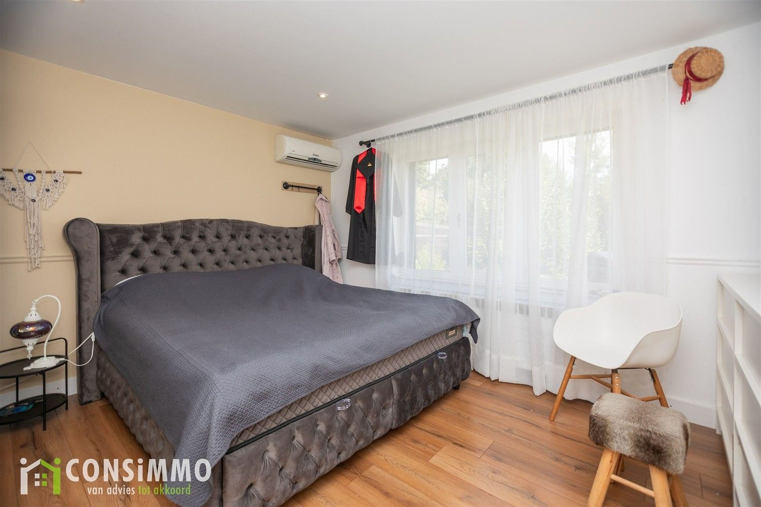 Karaktervolle, charmante woning met 4 slaapkamers in Maasmechelen-Opgrimbie foto 42